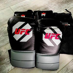 UFC fighting sports gear